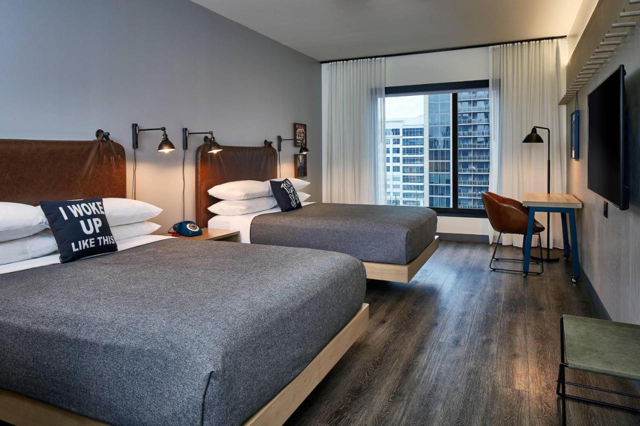 Moxy Midtown