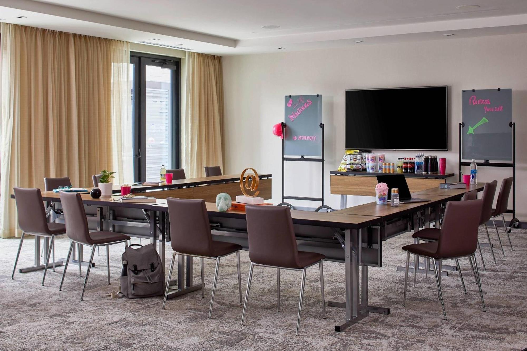Hotel Moxy Midtown Atlanta
